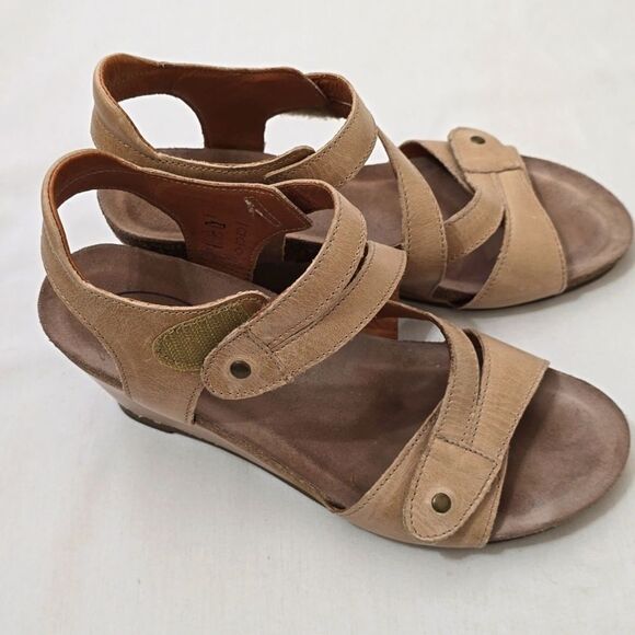 Taos Wizard Nude Sandal Size EU  36 (US 6) - Picture 1 of 10
